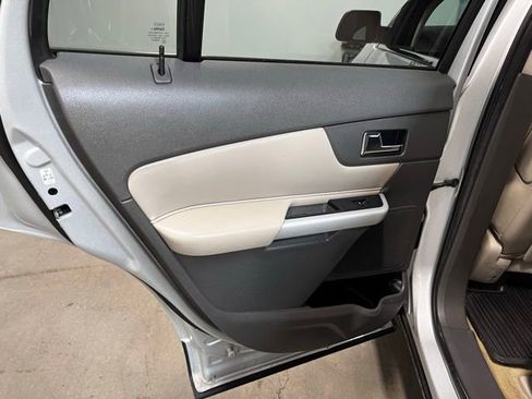 Used 2011 Ford Edge Limited w/ Vision Pkg AWD/4WD image 19