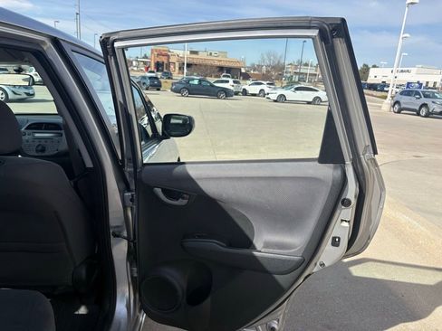 Used 2011 Honda Fit Base image 22