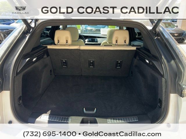 Used 2019 Cadillac XT4 Sport w/ Cold Weather Package FWD image 11