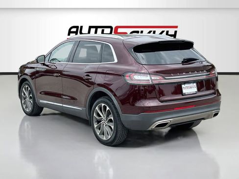Used 2023 Lincoln Nautilus Reserve AWD/4WD image 5