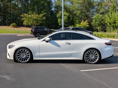 Used 2023 Mercedes-Benz E 450 Coupe image 6