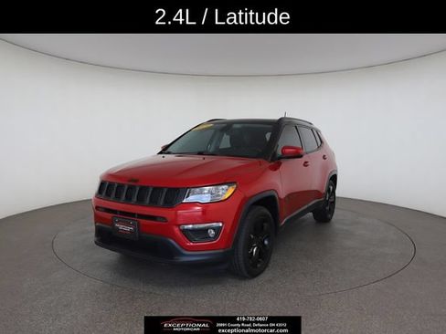 Used 2019 Jeep Compass Latitude FWD image 2