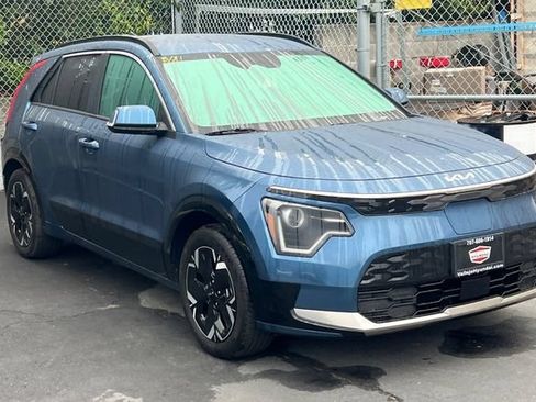 Used 2024 Kia Niro Wind FWD image 2