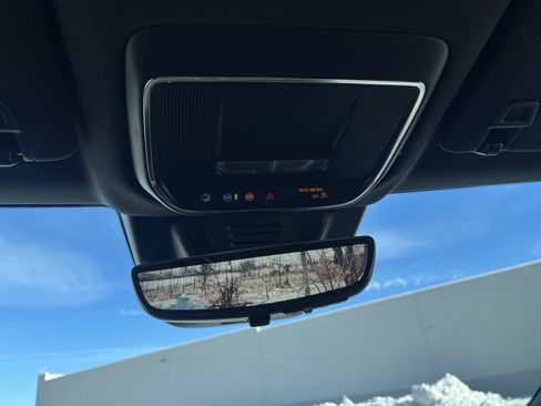 Used 2025 Chevrolet Equinox EV RS w/ Active Safety Package 3 image 35