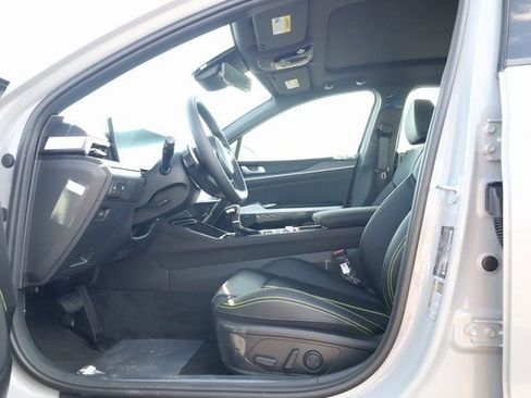 New 2026 Kia K5 GT image 13