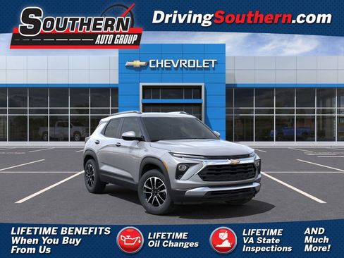 New 2025 Chevrolet TrailBlazer LT w/ Convenience Package image 1
