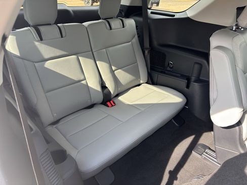 New 2026 Ford Explorer Active w/ Active Comfort Package RWD image 20