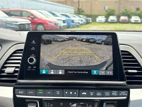 New 2026 Honda Odyssey Touring image 12