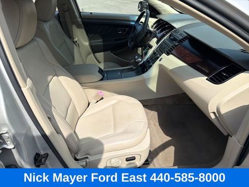 Used 2010 Ford Taurus SEL FWD image 13