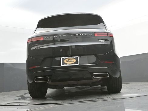 Used 2024 Land Rover Range Rover Sport Dynamic SE image 31