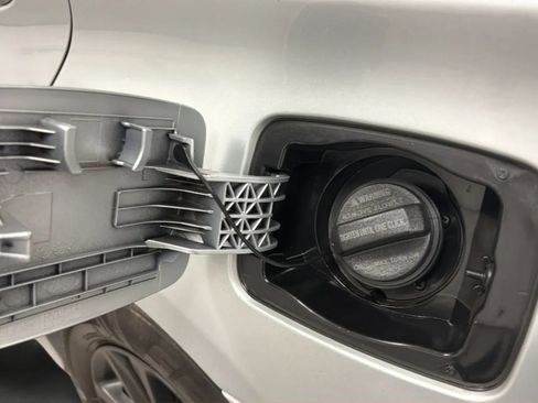 Used 2013 Hyundai Sonata GLS FWD image 25