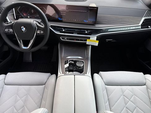 Used 2026 BMW X5 xDrive40i AWD/4WD image 15