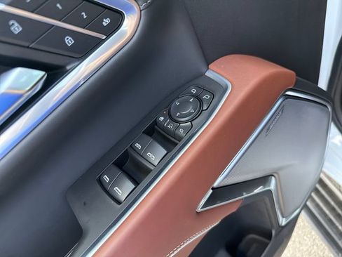 New 2026 GMC Sierra 2500 Denali Ultimate AWD/4WD image 11