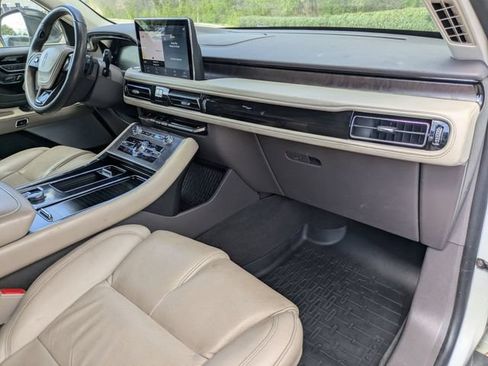 Used 2020 Lincoln Aviator Reserve w/ Equipment Group 202A AWD/4WD image 30