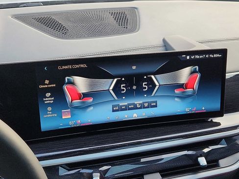 Certified 2024 BMW X6 xDrive40i w/ Premium Package image 16