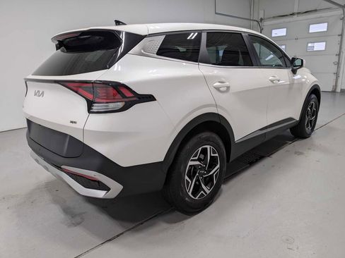 Certified 2023 Kia Sportage LX image 8