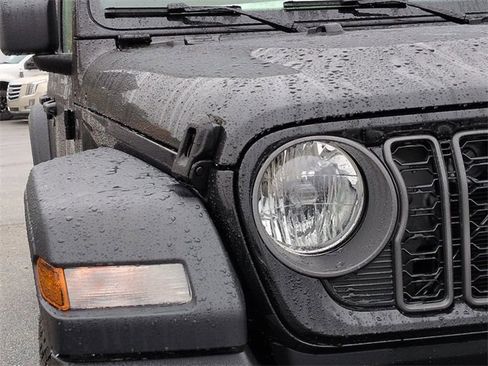 New 2026 Jeep Wrangler Sport S image 9