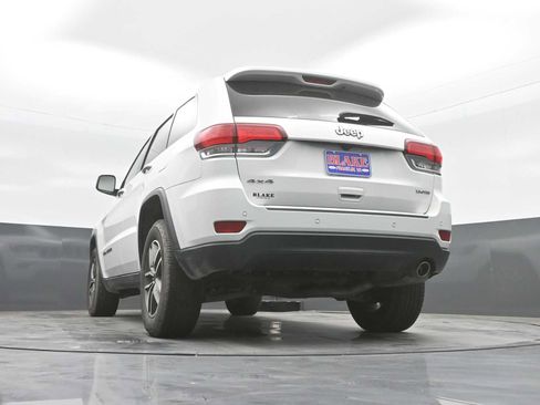 Used 2021 Jeep Grand Cherokee Limited w/ Luxury Group II AWD/4WD image 25