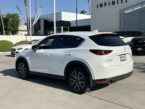 Used 2018 MAZDA CX-5 Touring w/ Preferred Equipment Package FWD image 7
