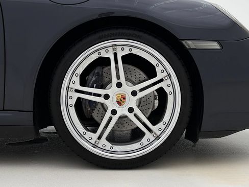Used 2006 Porsche 911 Carrera RWD image 32