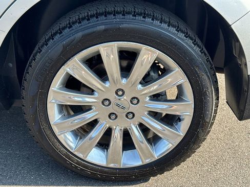 Used 2014 Lincoln MKX FWD w/ Equipment Group 102A image 20