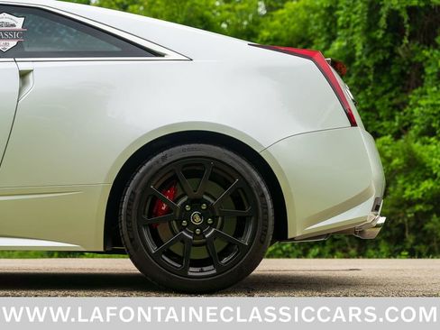 Used 2015 Cadillac CTS V RWD image 27