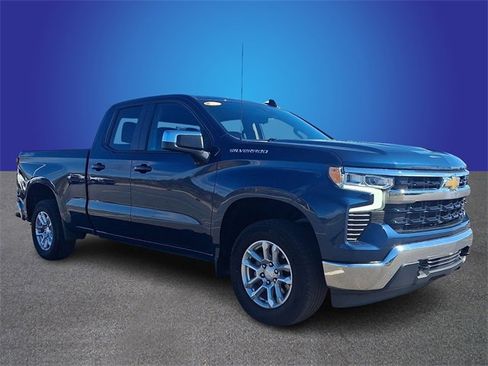 Used 2023 Chevrolet Silverado 1500 LT image 3