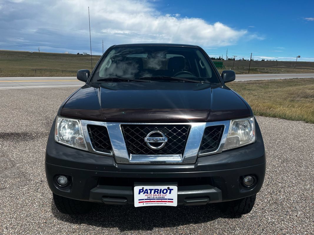 Used 2012 Nissan Frontier PRO-4X AWD/4WD image 8