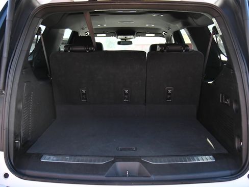 Used 2023 Chevrolet Suburban Premier RWD image 45