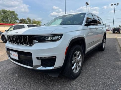 Used 2023 Jeep Grand Cherokee L Limited w/ Luxury Tech Group II AWD/4WD image 3