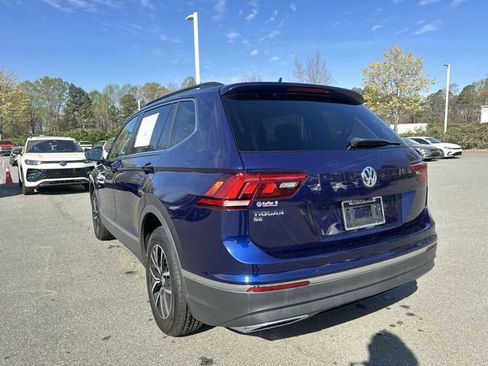 Used 2021 Volkswagen Tiguan SE image 3