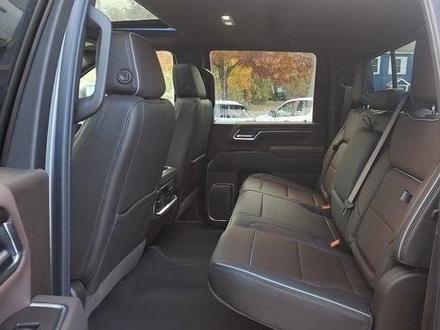 New 2026 GMC Sierra 2500 Denali w/ Denali Reserve Package image 12