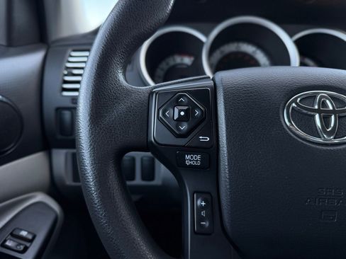 Used 2015 Toyota Tacoma 2WD Access Cab image 26
