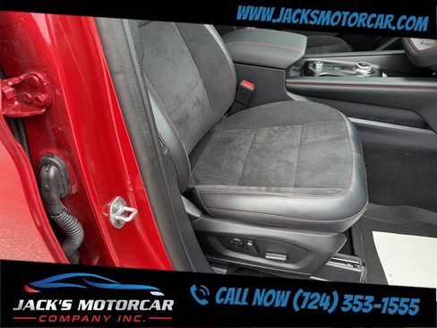 Used 2025 Ford Explorer ST AWD/4WD image 14