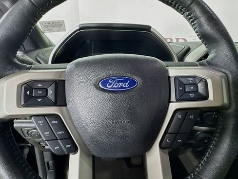 Used 2019 Ford F150 Lariat w/ Equipment Group 502A Luxury image 13