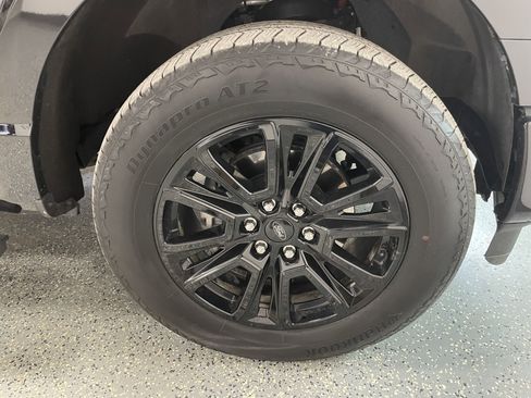 Used 2024 Ford F150 Platinum w/ Equipment Group 702A High image 34