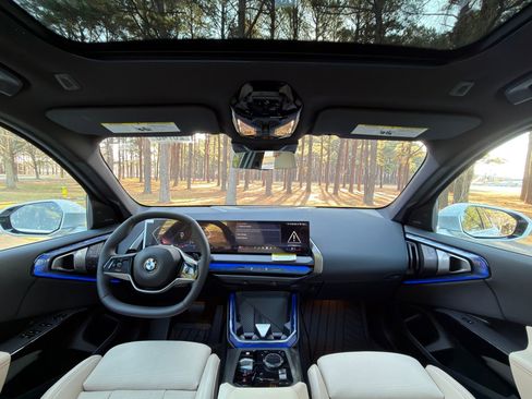 New 2026 BMW X3 xDrive30 w/ Convenience Package AWD/4WD image 2