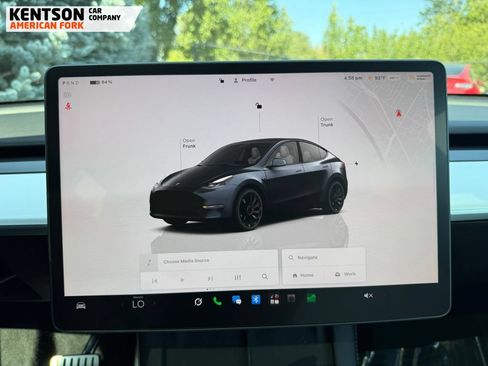 Used 2024 Tesla Model Y Performance AWD/4WD image 19