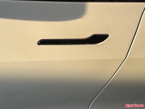 Used 2019 Tesla Model 3 Standard Range RWD image 10