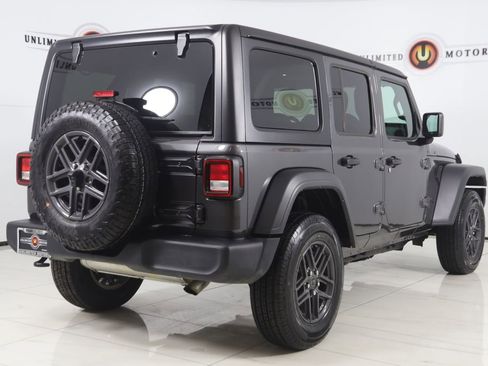 Used 2024 Jeep Wrangler Sport S image 3