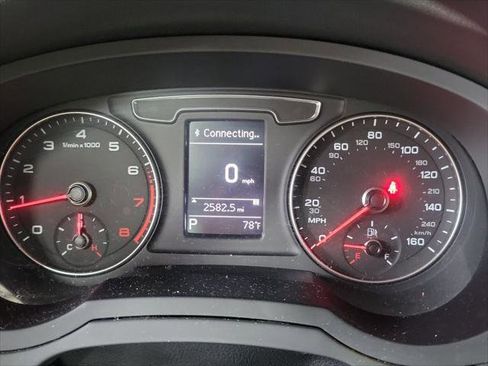 Used 2017 Audi Q3 2.0T Premium FWD image 24