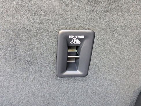 New 2026 Chevrolet Equinox ACTIV w/ Safety and Technology Package image 32