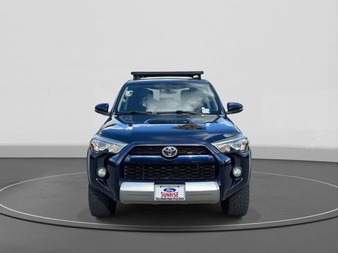 Used 2018 Toyota 4Runner TRD Off-Road Premium image 3