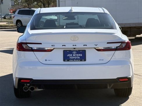 Certified 2026 Toyota Camry SE image 8