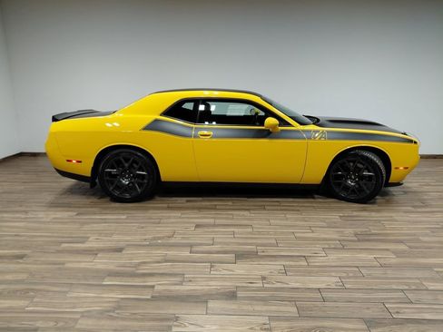 Certified 2017 Dodge Challenger R/T w/ Quick Order Package 22P T/A image 28