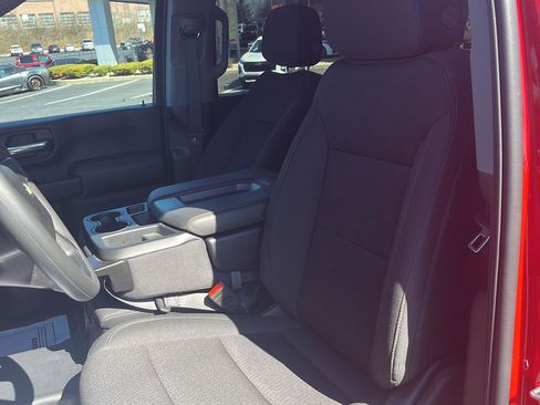 Used 2025 Chevrolet Silverado 2500 W/T image 19