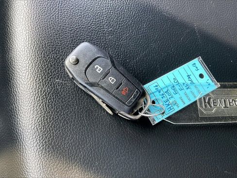 Used 2017 Ford F150 XL w/ Equipment Group 101A Mid image 35