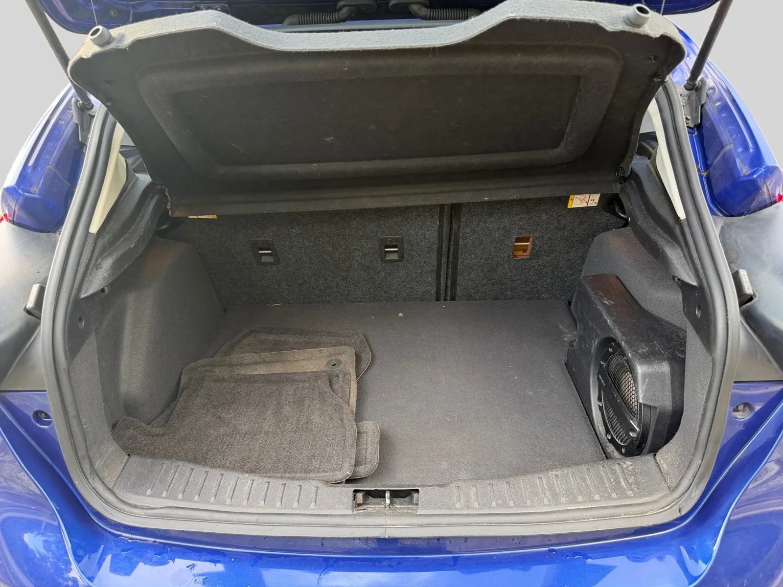 Used 2015 Ford Focus Titanium FWD image 19