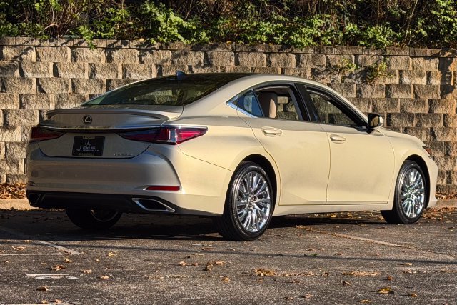 Certified 2021 Lexus ES 350 w/ Premium Package FWD image 7