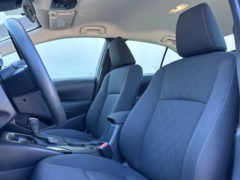 Used 2023 Toyota Corolla LE FWD image 5
